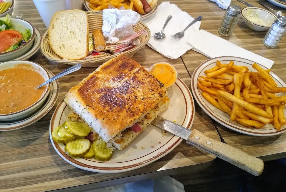 Reuben Grinder